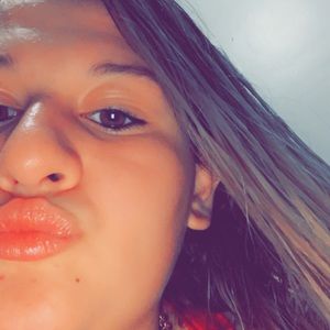 Meet your Posher, Rachelle